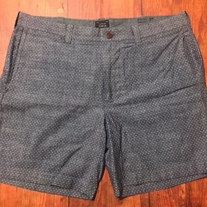Men’s J. Crew Stanton 7” Chambray Short